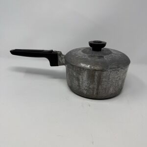 Magnalite Classic Sauce Pan w/Lid 2 Qt Chicago Cutlery 4682 Aluminum Vintage USA